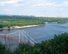 Что уничтожает самую большую реку Украины