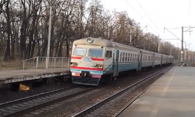 Електричка. Фото: скриншот з відео