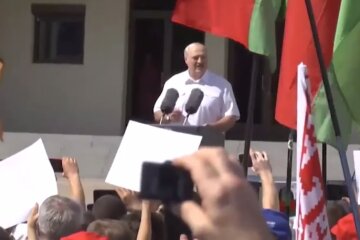 Лукашенко, скриншот из видео