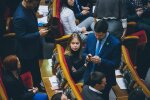 Главное за день воскресенья 8 декабря: Гройсман вспомнил о Зеленском, Милованов недоволен зарплатой и Ротару в объятиях Киркорова