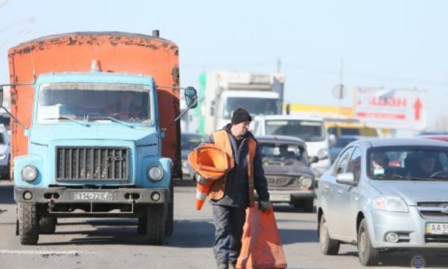 Кабмин ликвидировал Автодор