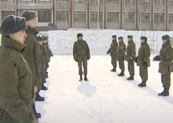 армия, скриншот из видео