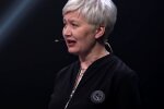 Ницой благодарили за воспитание молодых вояк, как вдруг прокричали: "Граната!"