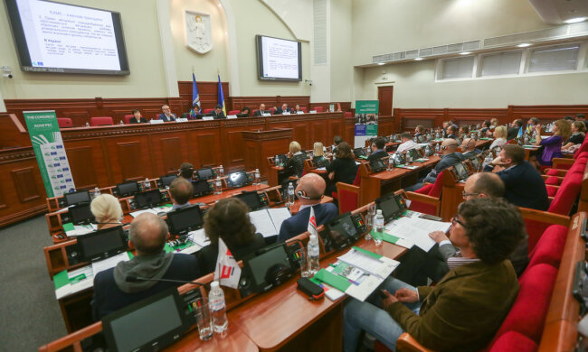 Воссоединение Киевсовета или "импичмент" Кличко: "Завтрашняя сессия будет показательной"