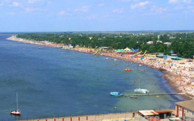 Літній відпочинок в Україні 2017: Скадовськ