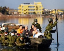 Десятки померлих та півсотні зниклих: країну атакувала потужна стихія