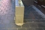 У львів'ян нахабно крадуть тротуари, поки Садовий святкує перемогу на виборах: фото