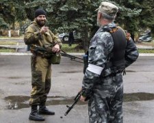 Луганские боевики арестовали троих человек за флаги Украины