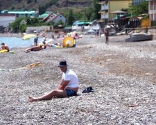 Аморальный отдых: сколько украинцев собираются на крымские курорты