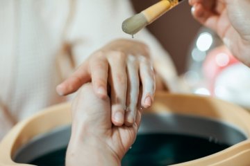 Парафінотерапія: робимо шкіру рук ідеальної