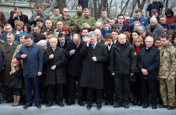 "Будьте мужиком": жесткое обращение Порошенко к Зеленскому вывело украинцев из себя, гаранту тонко намекнули