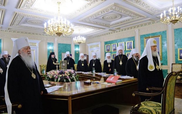 Армейские священники как яблоко раздора: за что Московский патриархат обиделся на Киевский
