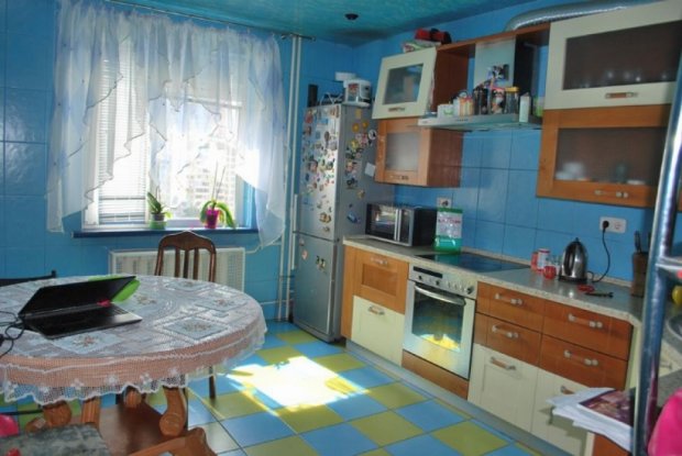 Киевляне продают квартиру на Позняках за 1 доллар