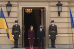 Владимир Зеленский и Майя Санду, кадр из видео