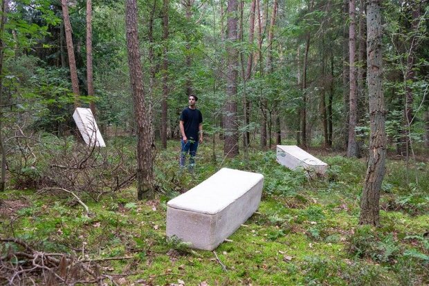 Грибной гроб обеспечит быстрое "слияние с природой": гнить в земле десятилетиями больше не придется