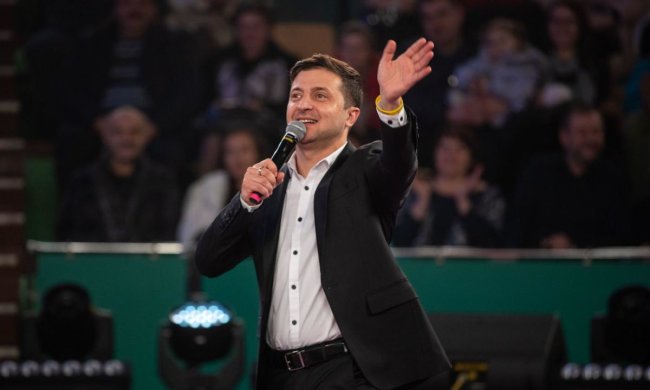 Зеленский уже празднует победу на выборах и репетирует свой спич: красноречивое видео