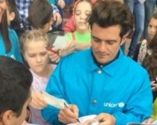 Орландо Блум посещает горячие точки зоны АТО