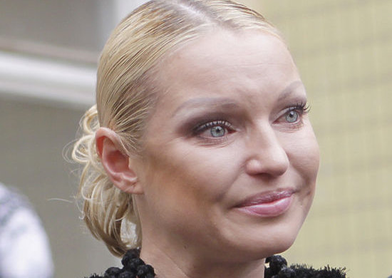 Гола Волочкова пірнула в сніг: я п'яна, чого і вам бажаю