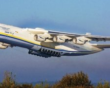Український літак-рекордсмен приземлився вчора в Австралії