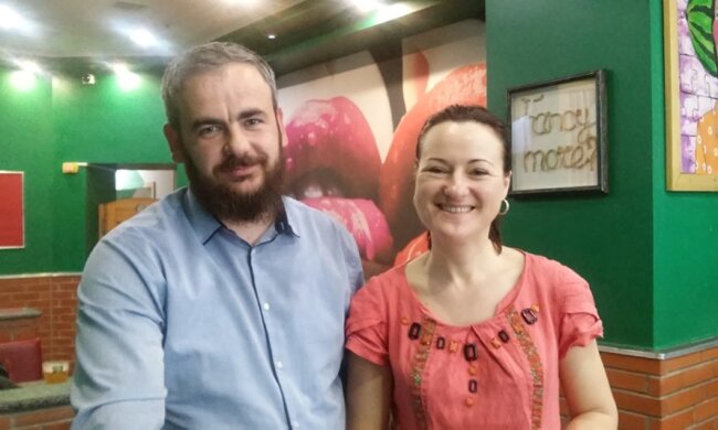 Львівський священик оголосив "війну" пластику на кладовищі, фото: "Варта. Львів"