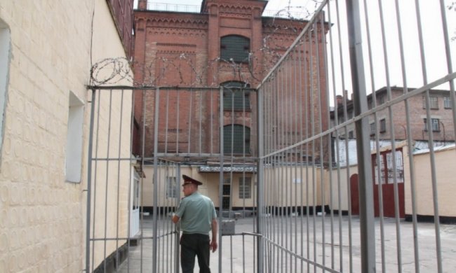 Все украинские СИЗО вынесут за черту городов