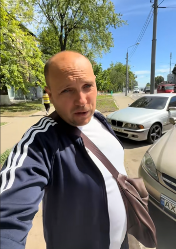 Блогер Виктор, очевидец автомобильного мошенничества