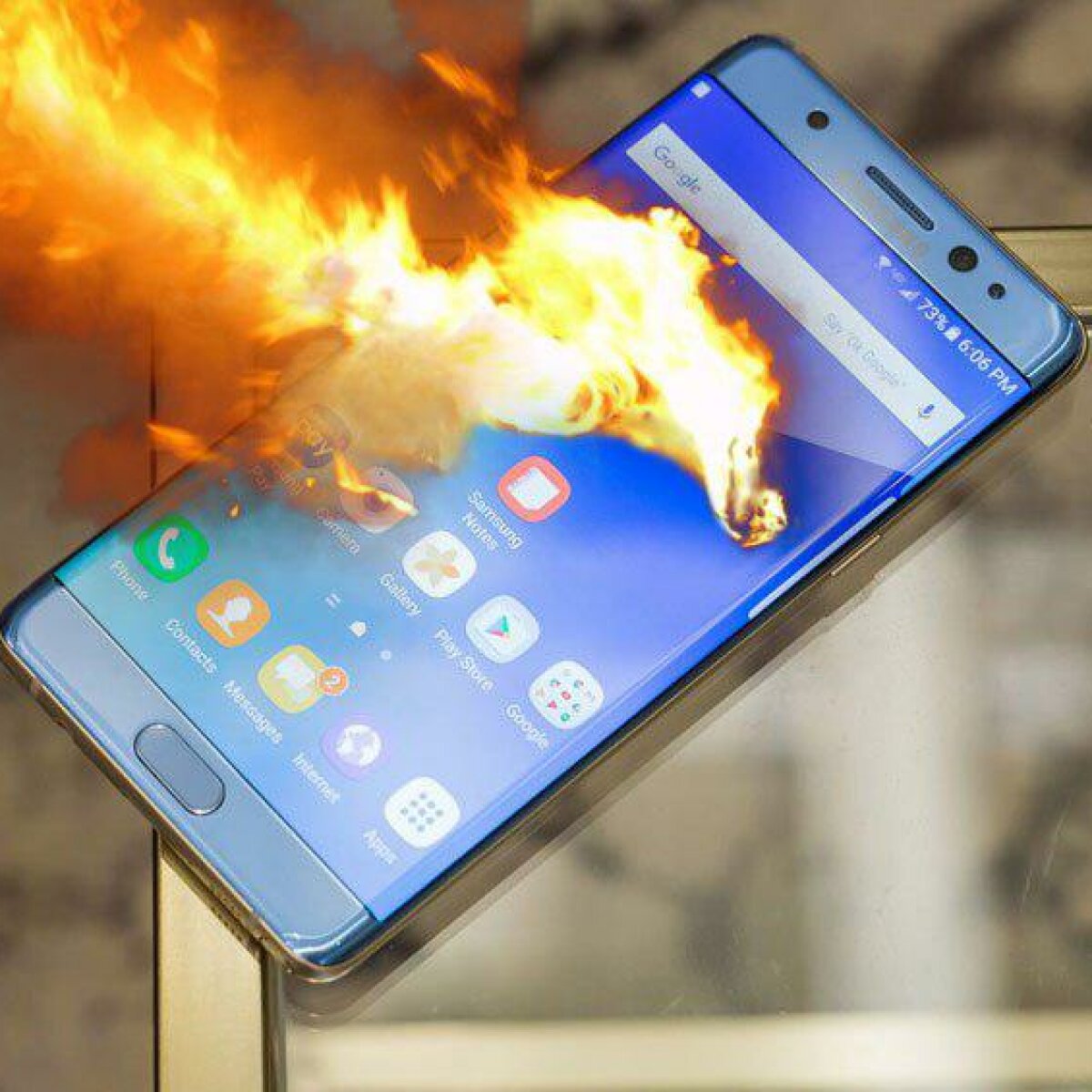 Samsung Galaxy Note 9 пытался сжечь хозяйку - ЗНАЙ ЮА