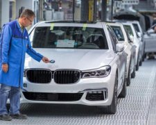 Завод BMW вспыхнул как свеча: фото