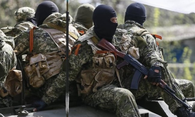Боевиков «ДНР» обязали ходить в гражданском и прятать оружие 