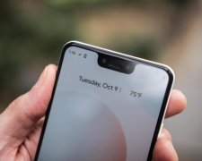 Google нашел элегантный способ сбрить бровь Pixel 3XL