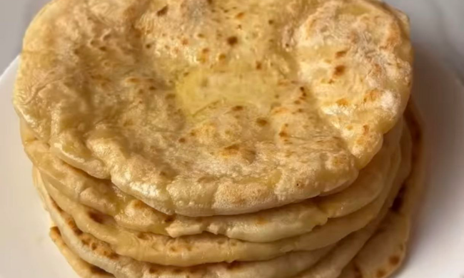 Лепешки с картофелем и сыром: согреют даже в лютые морозы, рецепт