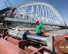 Кровь из ушей: оккупанты выбрали оду Керченскому мосту