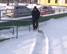 Погода в Україні, кадр з відео