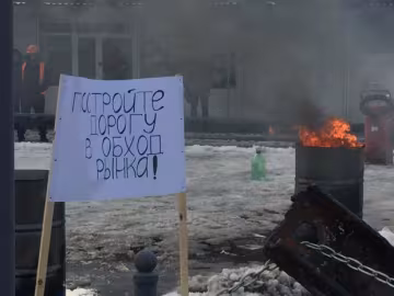 В Харькове взялись за снос "Барабашово", в ход пошли кулаки, - "полиция решила не вмешиваться"