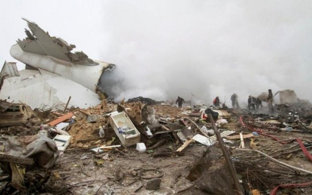 Авиакатастрофа в США: самолет рухнул прямо на дом