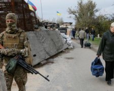 Не для вразливих: жителі донбаського села розповіли про життя до приходу ВСУ