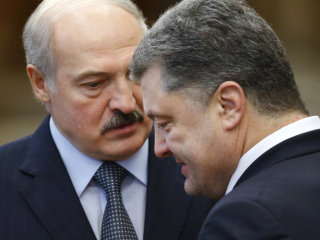 Александр Лукашенко и Петр Порошенко