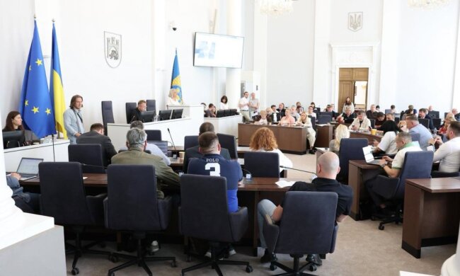 Львівська міська рада: проблеми з прозорістю та депутатською етикою