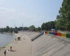 Запорізький депутат звинуватив паркан в пропаганді гомосексуальності