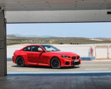 BMW M2 2023, кадр из презентации