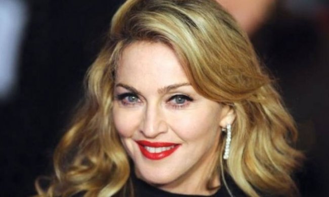 Мадонна стала мамой близняшек 