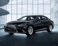 Нейросеть помогла Lexus создать шедевральную рекламу: видео