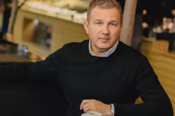Юрий Горбунов ошеломил перевоплощением: Монро или Фреймут?