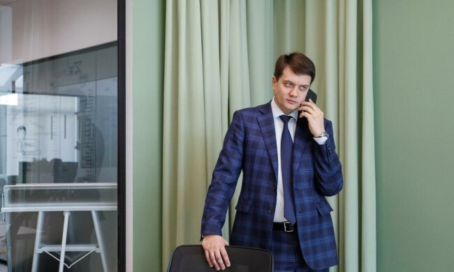 Разумков зі "Слуги народу" Зеленського розкрив майбутні зарплати нардепів: цього цілком вистачить, аби прожити