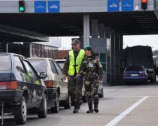 Паника на границе: заробитчане толпами рвутся в Украину