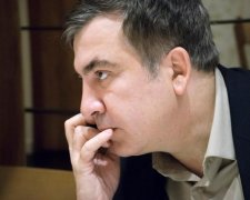 Це ідіотизм: соцмережі відреагували на позбавлення громадянства Саакашвілі