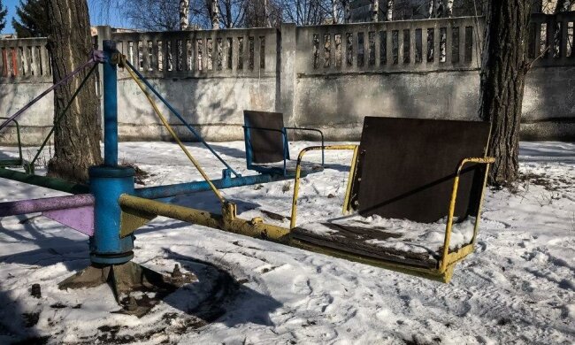 Новые Санжары превратились в пустыню после бойни, везде снуют копы - последние кадры с места