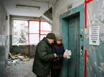 обстріл висотка Одеса вибиті вікна ремонт