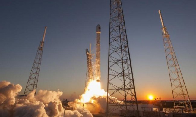 Маск анонсировал двойной запуск ракет Falcon 9