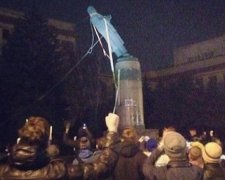  В Днепропетровске советские памятники отправят в «парк колонизаторов»